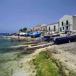 Re Barocco Centro Storico A 5 Min Dal Mare 시클리