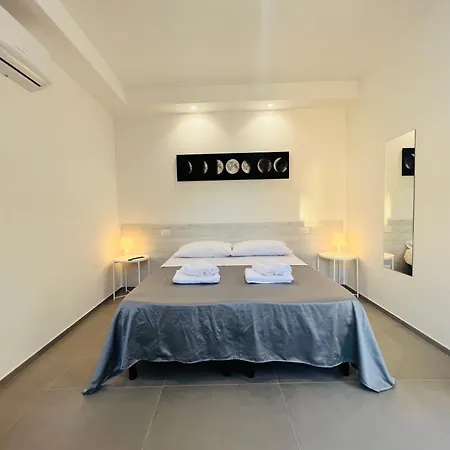 Re Barocco Centro Storico A 5 Min Dal Mare Apartment *