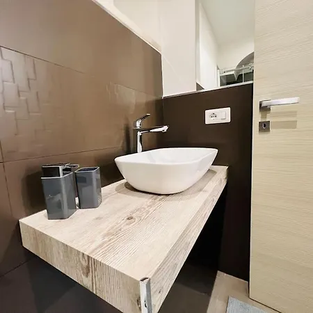 Re Barocco Centro Storico A 5 Min Dal Mare Apartman