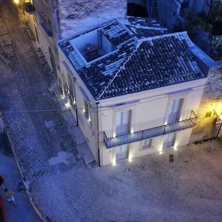 Re Barocco Centro Storico A 5 Min Dal Mare * 시클리